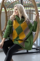 30088 SWETER PONCHO Z RĘKAWAMI W ROMBY ZIELONE