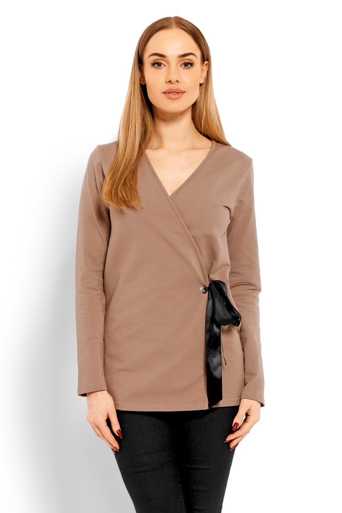 1626 ENVELOPE BLOUSE WITH TIED LOOP REGULATION CAPPUCCINO